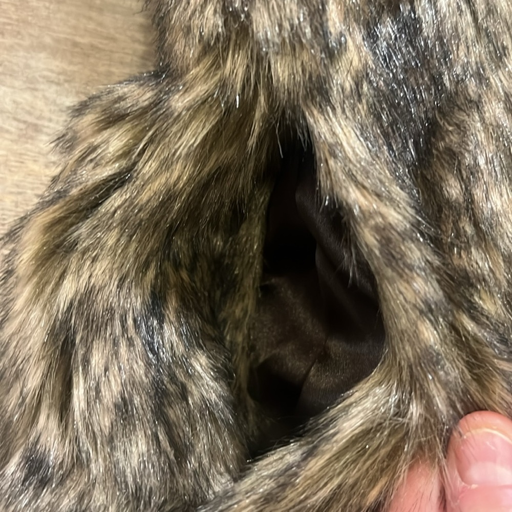 Abercrombie & fitch faux fur brown vest - Picture 11 of 12